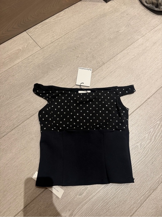 Reformation Tops - NWT Reformation Black Beaded Off-Shoulder Top